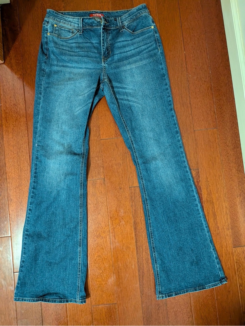 GUESS Los Angeles Bootcut Flare Jeans 30x33 Medium Wash